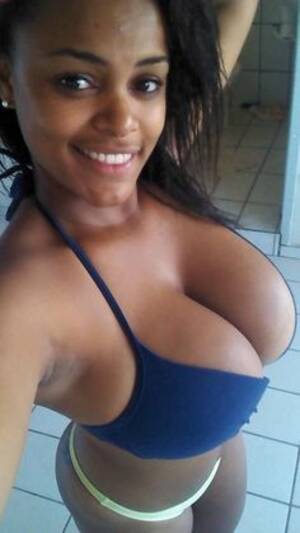 ebony beauty smile boobs - Ebony Beauty Smile Boobs | Sex Pictures Pass