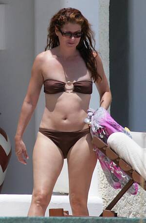 Debra Messing Porn - Debra Messing : r/CelebrityBelly