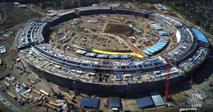 Cupertino Asian Revenge Porn - Space-Age Architecture: Apple's Mothership Lands in Cupertino | Perez