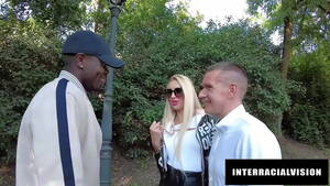 Amateur Blonde Gf Blowjob Baseball Cap - Sexy Blonde Pegs Bf While He Gives BJ To BBC - Anita Blanche -  InterracialVision - XVIDEOS.COM