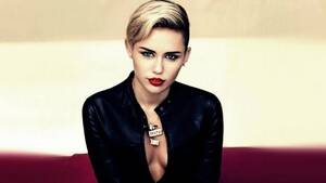Miley Cyrus Fucking Hot - Irony? Miley Cyrus Slams Women Who Negatively Influence Young Girls As Her  Film Is Removed From 'Porn Festival' - That Grape Juice