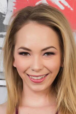 Angel Smalls Porn Star - Angel Smalls - Free nude pics, galleries & more at Babepedia