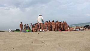 naked on beach voyeur mexico - Cap D'Agde: la capital mundial del sexo en pÃºblico estÃ¡ a 3 horas de  Barcelona