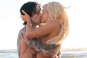 hot nude beach sex tumblr - Pam & Tommy' Series Premiere Recap â€” Episode 1, Drilling and Pounding