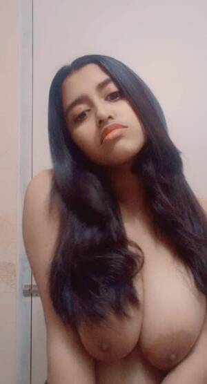 Big Tits Indian Girl Boobs - Big boob Indian girl Sanjana nude selfies leaked (61 pictures) - Shooshtime