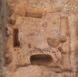 Ancient Roman Circus Porn - A recently-completed cemetery excavation close to Colchester's Roman circus  has revealed that some of