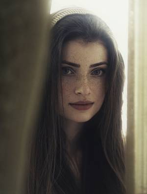 freckled black girl porn - Chapter 35: The one sitting in the middle has to be Jennifer. She's around