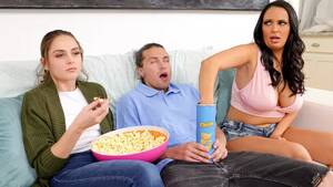 Brazzer Sex Movie - Brazzers - Sneaky Mid-Movie Fuck Sofi Ryan, Jay Romero nude, sex, m...