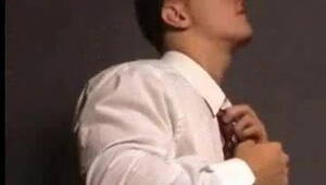 coming home from work - Volviendo a casa del trabajo | xHamster