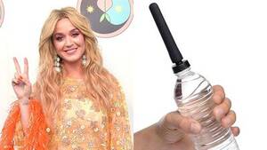 Katy Perry Lesbian Foot Porn - Katy Perry Is Doing 'Lots of Enemas' and Honestly, Same