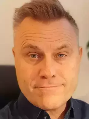 chen guan xi - Niklas LÃ¥ngstrÃ¶m | Staff Portal