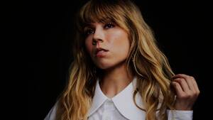Jennette Mccurdy Ariana Grande Porn Rule 34 - Jennette McCurdy Says Nickelodeon Offered $300,000 in 'Hush Money' After  'Sam and Cat' : r/Fauxmoi