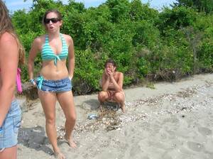 Beach Voyeur Peeing Porn - beach pissing | MOTHERLESS.COM â„¢