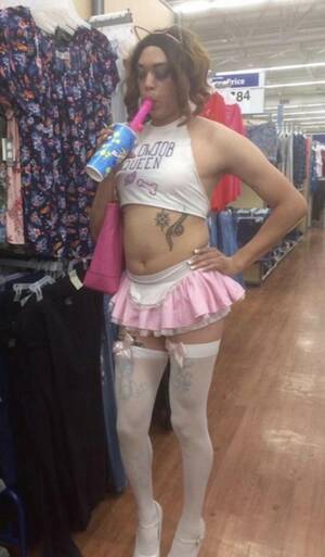 Jamie Lee Curtis Blowjob - Blowjob queen : r/peopleofwalmart