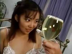 japanese pee swallow - Free Japanese Piss Drinking Porn | PornKai.com