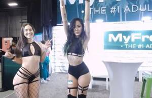 Booth Girl - booth babe | AltPorn.net - alt.porn erotica