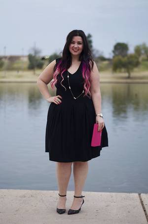 Chubby Blonde No Tits - What to wear for valentines day #ootd pink hair mermaid hair unicorn hair  plus size