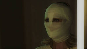 Laura Vandervoort Sexy Legs Porn - Laura Vandervoort Undergoes Radical Surgery in 'Rabid' (Exclusive)