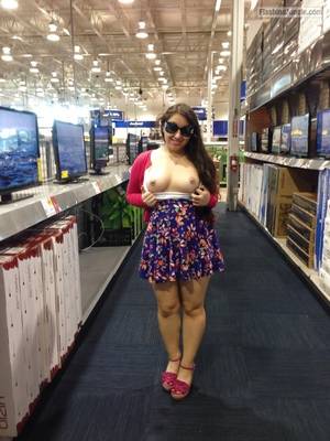 mature tits in walmart - Chubby hood rat walmart