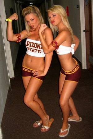 Asu Dorm Porn - Girls