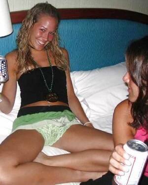 college upskirt downblouse - Upskirt, downblouse and peeks Porn Pictures, XXX Photos, Sex Images #417894  - PICTOA