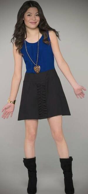 miranda cosgrove upskirt - Pin by Lucia on yooulooklike | Miranda cosgrove, Hottest female  celebrities, Miranda