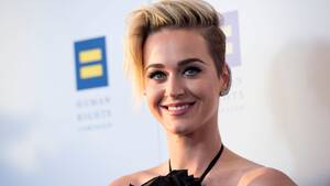 Katy Perry Celeb Porn - Katy Perry Gets Real About Sexuality Being More Than Black and White |  Allure