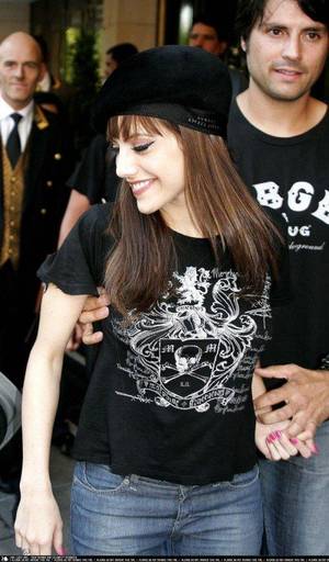 Crackhead Confessions Porn - I have been missing one of my favorite crackheads. But here she is and  looking hot! Brittany Murphy has actually never looked better with this  hair color.