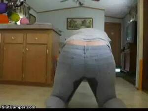 chubby amateur pissing - Chubby Amateur Piss Her Pants : XXXBunker.com Porn Tube