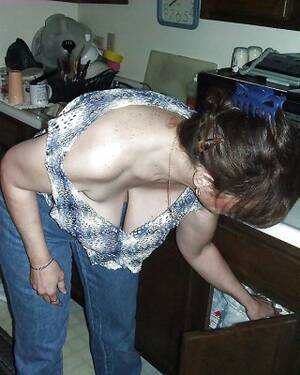 Mom Downblouse Porn - My Mom Downblouse Porn Pictures, XXX Photos, Sex Images #2031573 - PICTOA