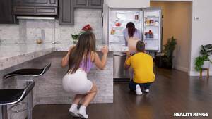 Kitchen Threesome Porn - Kitchen seduction for further bedroom threesome hardcore