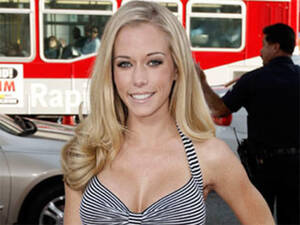 Kendra Wilkinson Pornvideo - Kendra Exposed: Kendra Wilkinson's Fight Against Sex Tape's Release Will be  Televised - CBS News