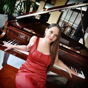 Musician Porn - Eden Brent looking mighty fine lounging at the piano: 'I always wanted to  be a jazz musician or a porn star, but I just wasn't that dedicated.