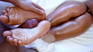 Cum On Feet Porn - Cum on feet porn