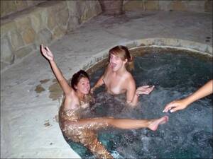 amateur skinny dip - Skinny Dipping Friends | MOTHERLESS.COM â„¢