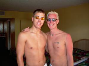 Brandon Baker Porn - The legend in his own time Ashton Ryan and Brandon Baker keep the sun out  of our eyes with sunglasses. You can see I didn't do that hot of a job  keeping ...