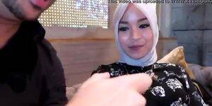 Indonesian Hijab Porn - Dating with Indonesian hijab girl, FULL VID  http://idsly.bid/datingindonesianhijab - Tnaflix.com