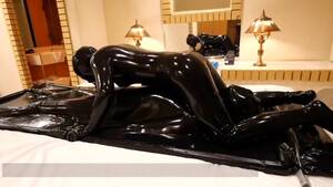 Latex Blowjob Art - Latex vacbed blowjob - xcavy.com