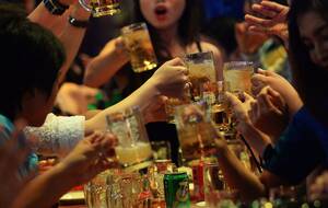 drunk abused - Vietnam's Tough New Drunk Driving Law Is Hurting Beer Sales - Bloomberg