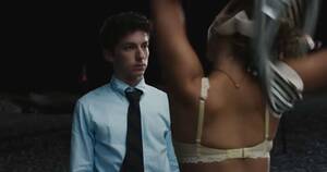 hot cartoon porn jlaw - Jennifer Lawrence's Naked Fight Scene in 'No Hard Feelings'