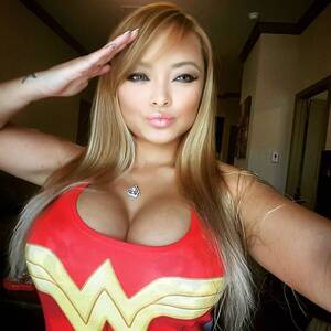 Big Tit Wonder Woman Porn - Wonder Woman, Wonder Tits Porn Pic - EPORNER
