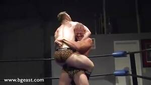 Muscle Wrestling Porn - Muscular Wrestling - Gayfuror.com