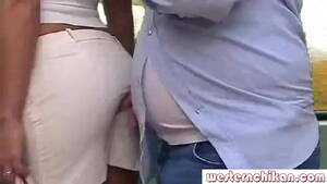 groping on bus - La mejor escena de Bus Groping! IncreÃ­ble mujer de negocios juega con  Groper! - XVIDEOS.COM