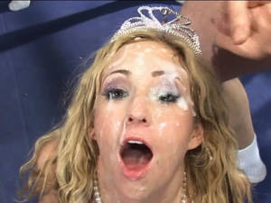 hillary scott bukkake - 