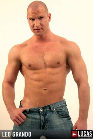 Leo Grando Gay Porn - LEO GRANDO - photo 3 - BoyFriendTV.com