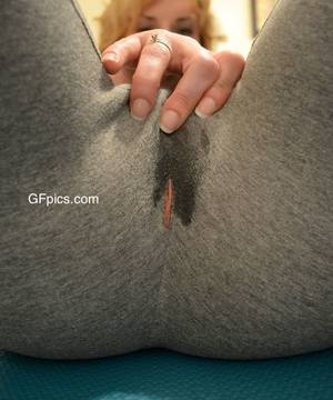 amateur yoga - ex wife wet pussy yoga pant