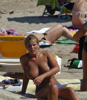 mature big tits beach - Pic #3 Big Tits