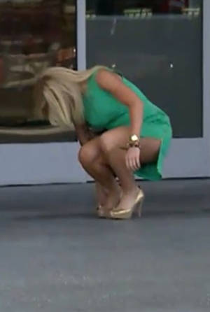 Anna Kooiman Porn Motion - Anna Kooiman - hot green dress & sexy gold pumps