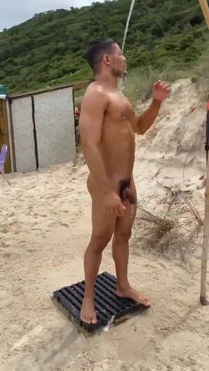 latin hairy nude beach - Hot muscle man in nude beach in public - ThisVid.com