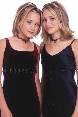 Mary Kate Olsen Twins Porn - The Beauty Evolution of Mary-Kate and Ashley Olsen | Teen Vogue